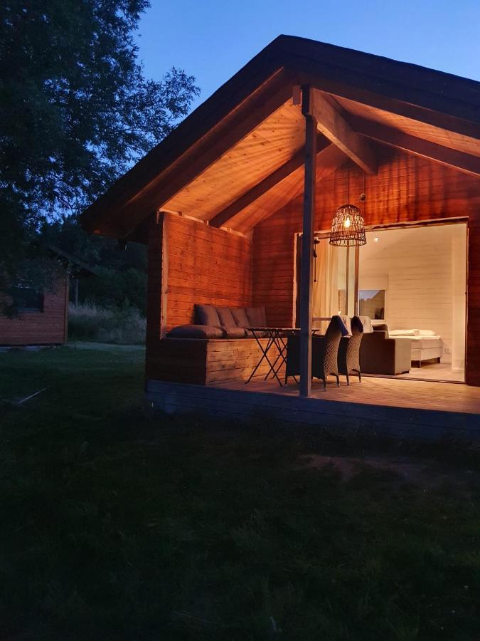 Skogsbaeckens Stugby Ab Villa Tomelilla Bagian luar foto