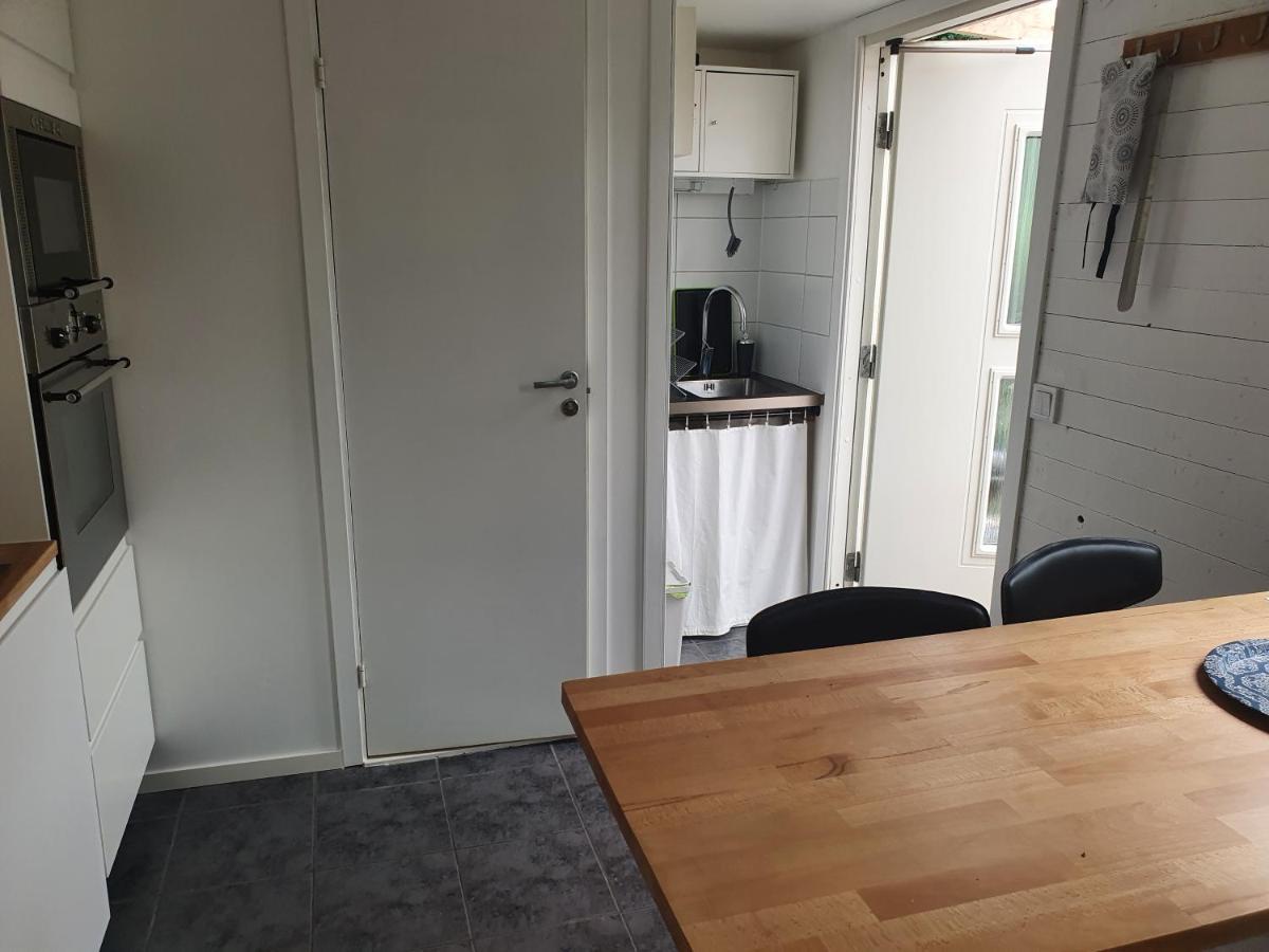 Skogsbaeckens Stugby Ab Villa Tomelilla Bagian luar foto