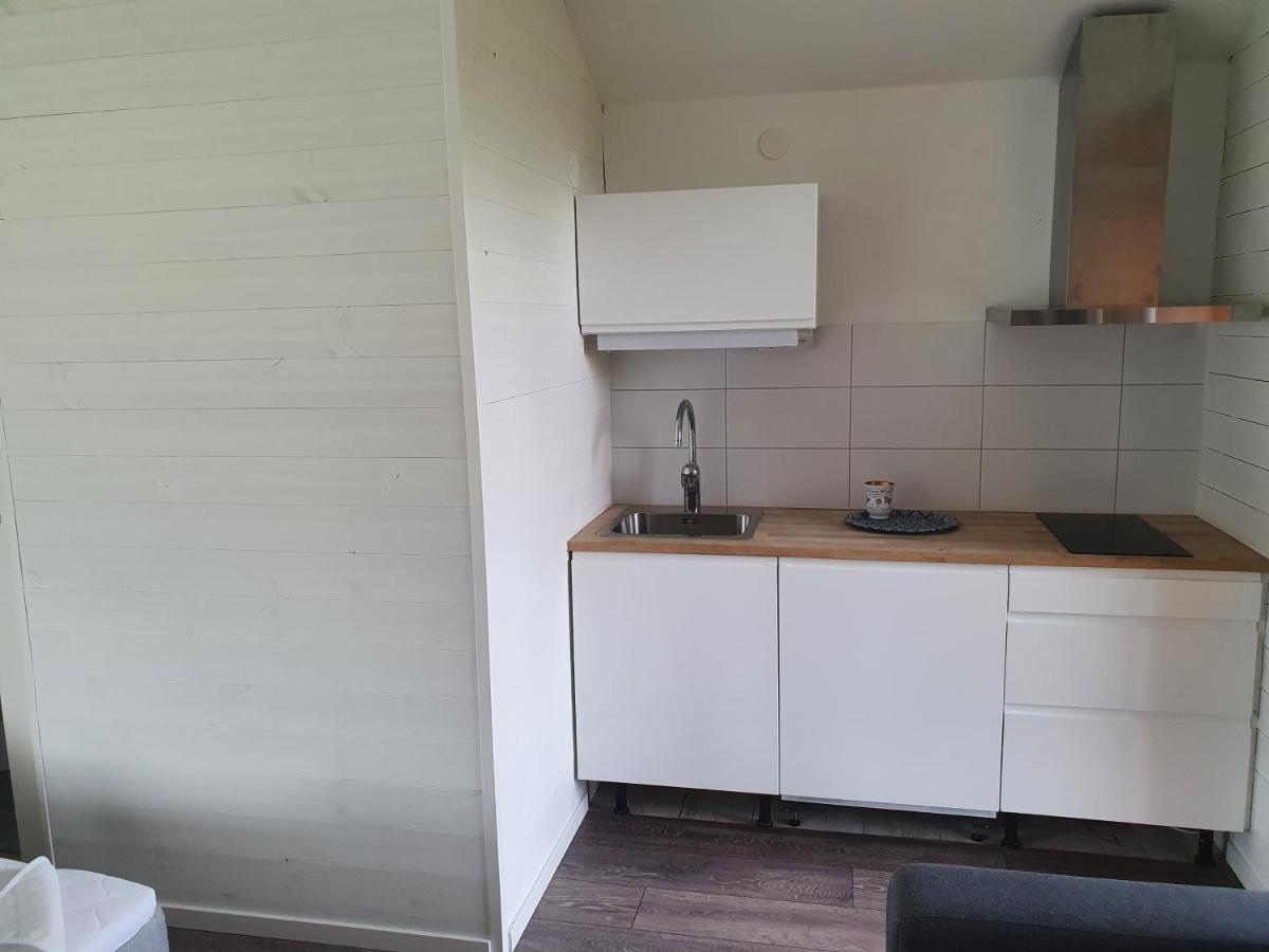 Skogsbaeckens Stugby Ab Villa Tomelilla Bagian luar foto
