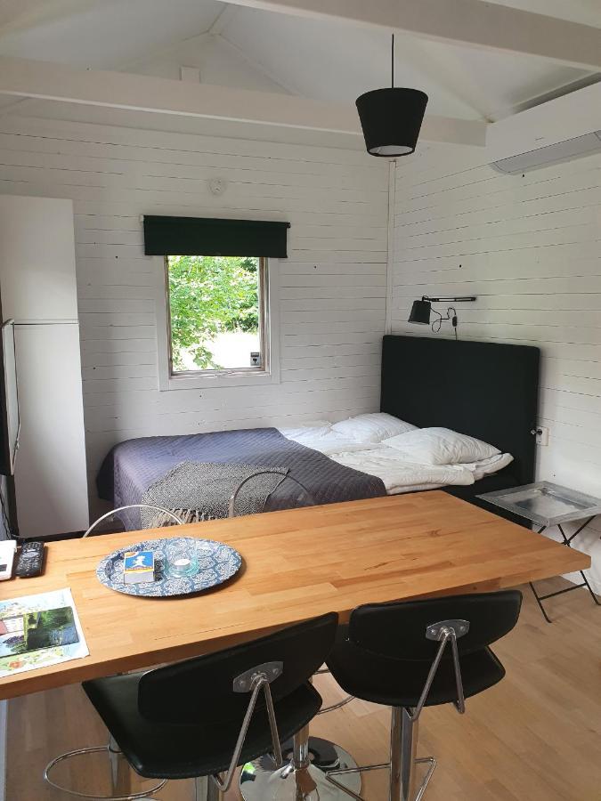 Skogsbaeckens Stugby Ab Villa Tomelilla Bagian luar foto